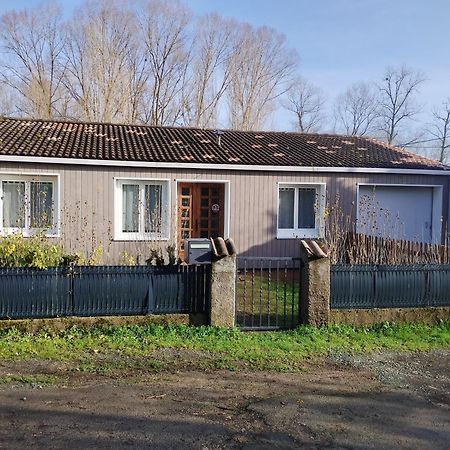 Gite Le Vieux Moulin Sansais Екстер'єр фото