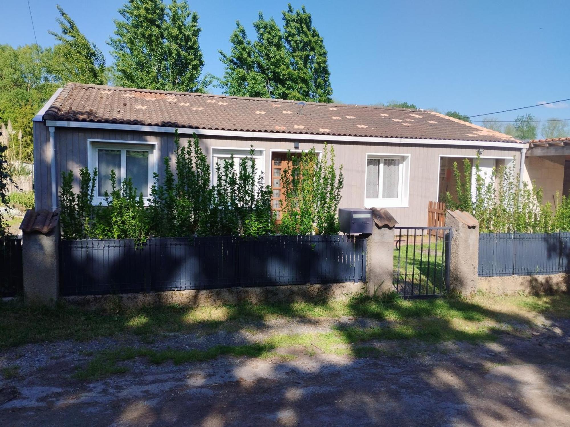 Gite Le Vieux Moulin Sansais Екстер'єр фото